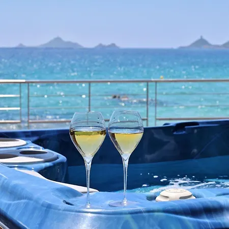 Le Week End Hotel 4*