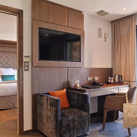 Le Week End Hotel Ajaccio (Corsica)