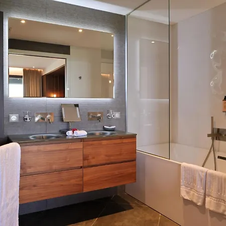 Le Week End 4* Ajaccio (Corsica)